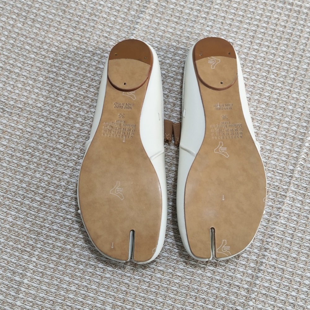Maison Martin Margiela Cream Tabi Flats with Tan Strap Detail - Picture 10 of 10
